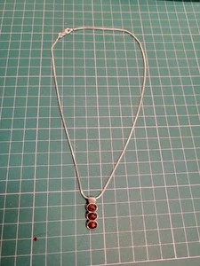 Ladies sterling silver necklace - Picture 1 of 6