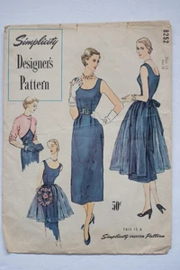 Vintage 50s Simplicity Designer's Dress Pattern #8252 size 12 --Incomplete - Picture 1 of 3