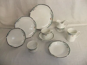 c4 Porcelain Royal Doulton - Juno (1988) dishwasher safe floral tableware 4C7C - Picture 1 of 11