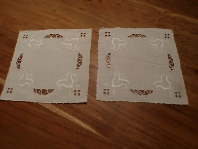Linge ancien 2 Napperons lin blanc avec broderies - Photo 1/3