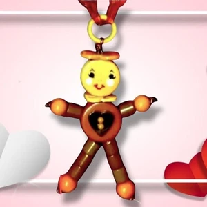 Gelenk Mädchen Bakelit Anhänger Halskette, Upcycling Tykie Spielzeug Krippe Spielzeug Halskette - Bild 1 von 8