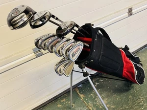 Mens R/H MacGregor Full Golf clubs set, Irons, Driver, Woods, Putter & Bag - Picture 1 of 8