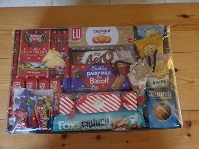 CADBURYS Luxury Christmas Hamper Food & Treats Chocolate Ladies Men Couples + Xmas Card