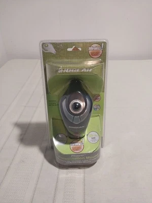 IOGEAR Phaser Hand Held Wireless RF Presentation Mouse - USB and PS/2 Mouse - Image 1 of 4