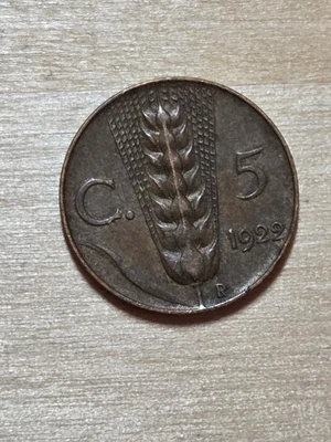 意大利5-centesimi硬币,1922年。 KM# 59, 铜。 国王 Victorio Emmanuel III。 小麦 — 第 1/4 张图片