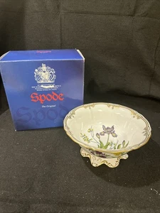 Vintage Spode Stafford Flowers Iris & Sphaerolobium Bowl NEW Hard To Find - Picture 1 of 11