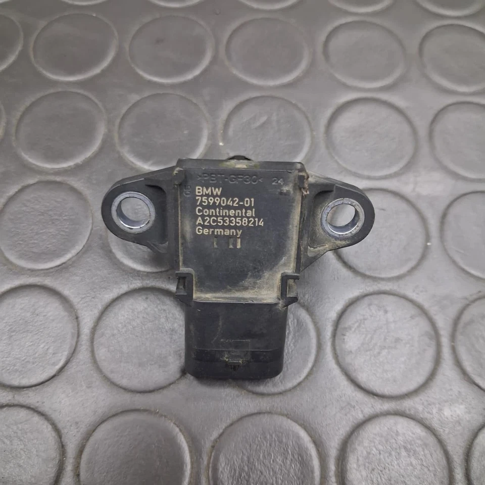 09–20 Rolls-Royce Ghost  AIR INTAKE FLOW MAP PRESSURE Sensor-7599042 - Image 1 of 4