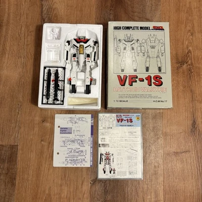 Vintage Bandai Macross High Complete Model VF-1S Battroid Valkyrie Robotech 1/72 - Image 1 of 4