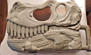 T-Rex Dinosaur Skull Lunchbox / Carry Case 11x7x3 Gray Plastic Storage Toy - Picture 1 of 5