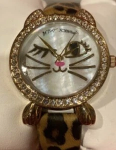Betsey Johnson Winky Kitty Leopard Charm Uhr S2 - Bild 1 von 5