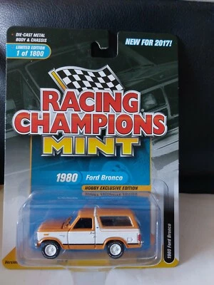 Racing Champion 1/64 🇨🇵  Ford Bronco 1980 - Photo 1/4