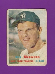 1957 Topps Baseballkarte #135 Bill Moose Skowron New York Yankees POOR TEAR - Bild 1 von 2