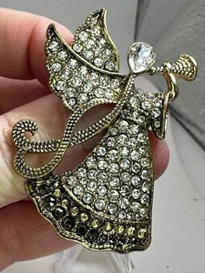 Angel Sounding Trumpet Rhinestones MONET Vintage Gold Brooch M-5195* - Picture 1 of 3