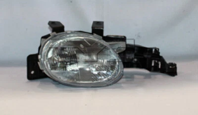 Faro halógeno lateral derecho pasajero TYC para Dodge Neon modelos 1995-1999 Foto 1 de 2
