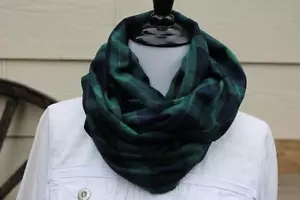 Plaid Flannel Infinity Scarf Men or Women Blue Green Plaid Thick 2 Layers - Picture 1 of 4