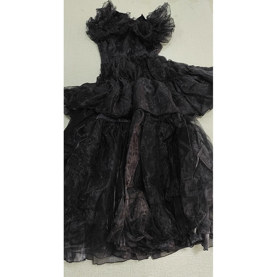 Vestido negro Foto 1 de 1