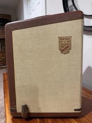 Keystone Belmont k161 16mm | Projetor de Filme Vintage com Cabo e Estojo - Imagem 1 de 4