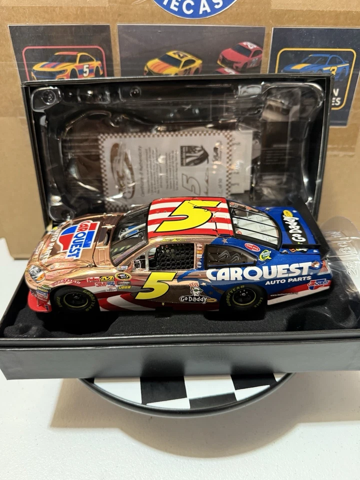 RARO* Mark Martin COPPER ELITE Carquest Honoring Our Soldiers 2011 1/24 Diecast Foto 1 de 4