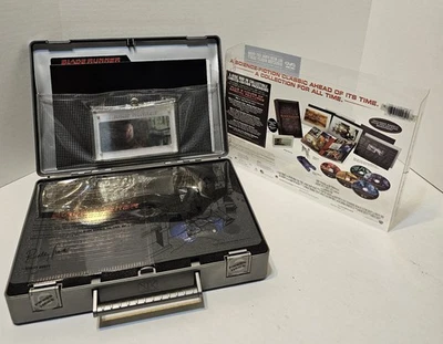 Blade Runner Limited Edition Case-  5-Disc DVD Set - Complete VG+ - Image 1 of 4