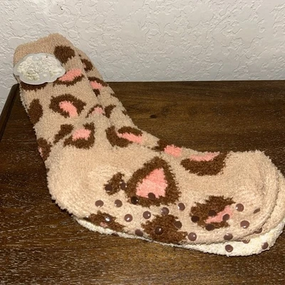 Nuevo, Juego de 2 Calcetines Largos Fuzzy Babba Animal Print Gripper Foto 1 de 4