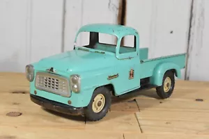 VINTAGE TRU SCALE INTERNATIONAL HARVESTER IH AQUA PICKUP TRUCK - Picture 1 of 7