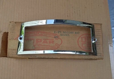 Chrysler Imperial 1951 1952 1953 1954 nuevo MoPar bisel de lámpara de estacionamiento derecho Foto 1 de 2