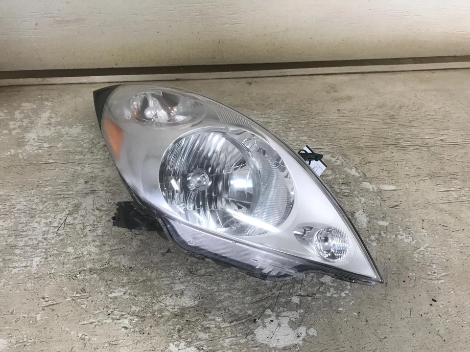 Conjunto de faros derechos usados se adapta a: Chevrolet Spark 2014 grado derecho A Foto 1 de 4
