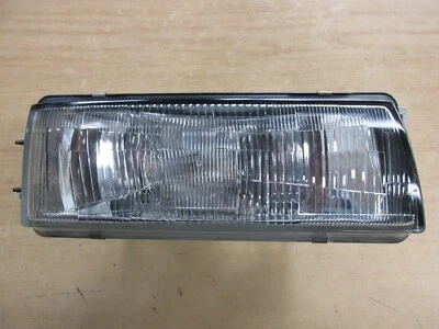 JDM Nissan Bluebird U12 RIGHT KOITO 100-63319 Headlight Foto 1 de 4