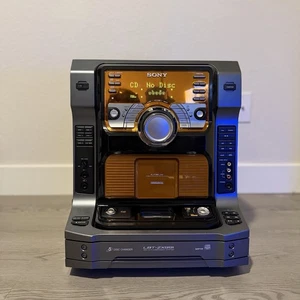 Sony Muteki Stereo System with iPod Dock, LBT-ZX99i - Picture 1 of 7