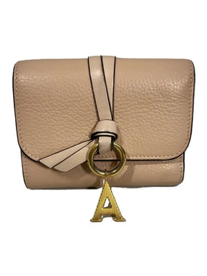 Cartera de cuero Chloe triple plegable BEG para mujer Foto 1 de 4