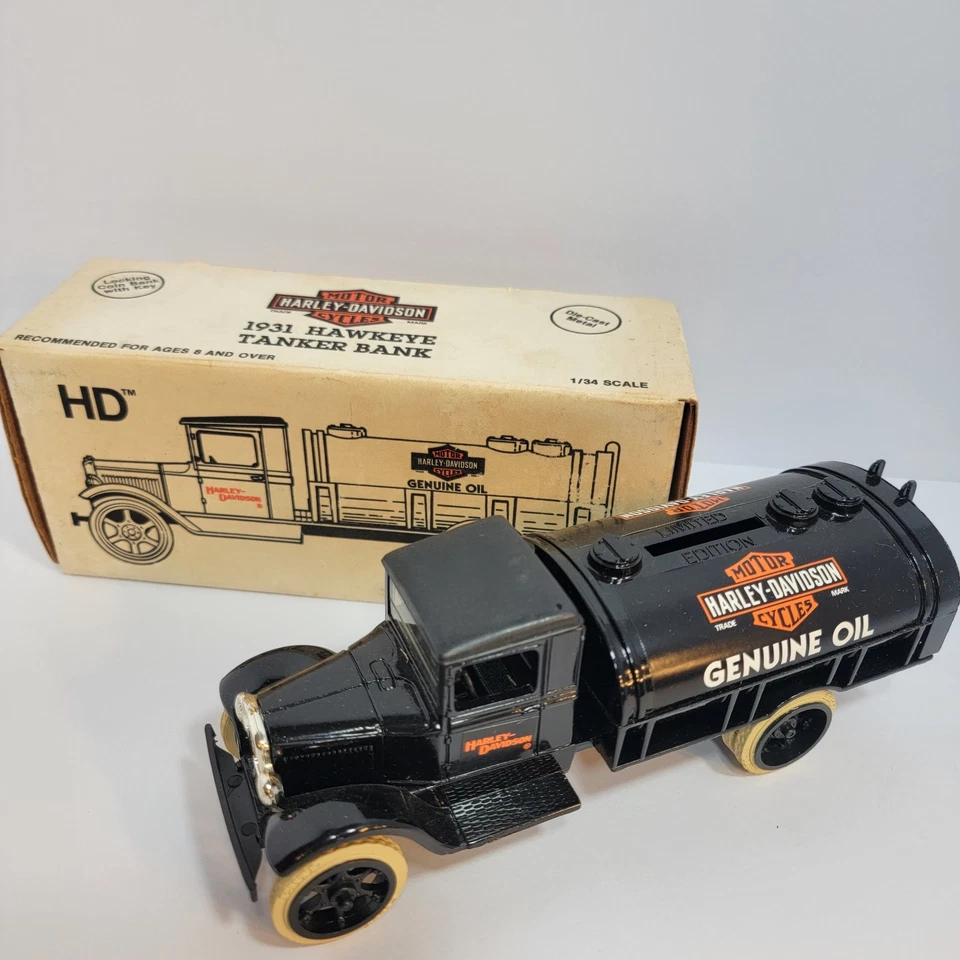 Винтажный литой монетный банк ERTL 1:34 Harley Davidson 1931 Hawkeye Tanker 2611 - Изображение 1 из 4