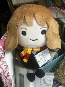 Harry Potter 9" Plush Hermione 2018 Warner Bros NWT Wizards Doll - Picture 1 of 5