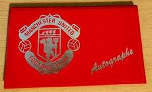X37 SIGNED MAN UTD WHO’S WHO AUTOGRAPH BOOK & ENGLAND - HUGHES, STILES, ROBSON - Picture 1 of 23