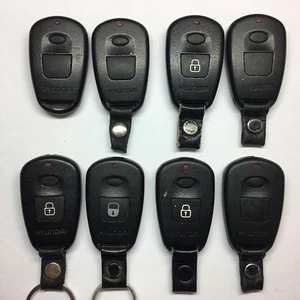 Lot 8 HYUNDAI KEY FOB KEYLESS ENTRY FCC ID OSLOKA-510T MODEL NO OKA-510T - Picture 1 of 3