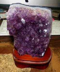 LG. AMETHYST CRYSTAL CLUSTER  GEODE F/ BRAZIL CATHEDRAL; WOOD STAND  - Picture 1 of 5