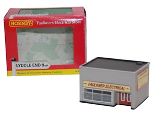 Hornby Lyddle End N8749 "Faulkners Electrical Store" (Spur N) - Boxed Building - Bild 1 von 5