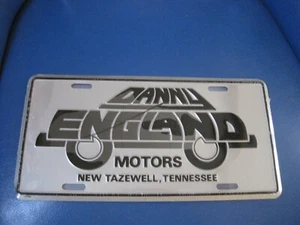 NOS DANNY ENGLAND MOTORS NEU TAZEWELL, TENNESSEE METALL BOOSTER NUMMERNSCHILD - Bild 1 von 2