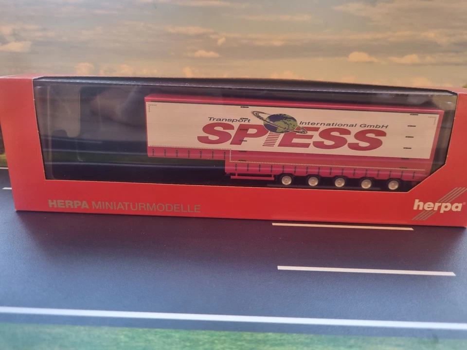 Herpa Meusburger 5achs Volumensattelauflieger Spiess Schwertransport - Bild 1 von 1