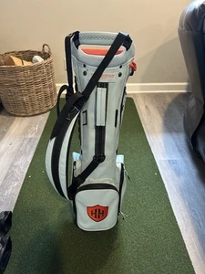 New Sun Mountain Metro Sunday Golf Bag - Picture 1 of 6