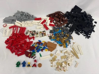 Lego 70670 Ninjago Monastery Of Spinjitzu Legacy The Golden Weapons - Image 1 of 4