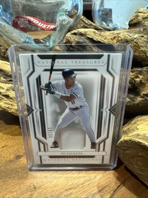 2024 Panini National Treasures BO JACKSON Material Treasures MT-BJ /25 Game Worn Foto 1 de 3