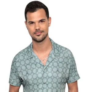 Taylor Lautner (Jeans) Half Body Buddy Cutout - Picture 1 of 7