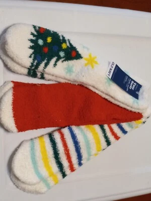 全新带标签 Old Navy 3 件装舒适袜子圣诞主题均码全新带标签 — 第 1/3 张图片