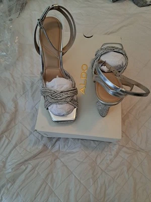 Salto ALDO prata cintilante TAMANHO-10W novo em folha - Imagem 1 de 4