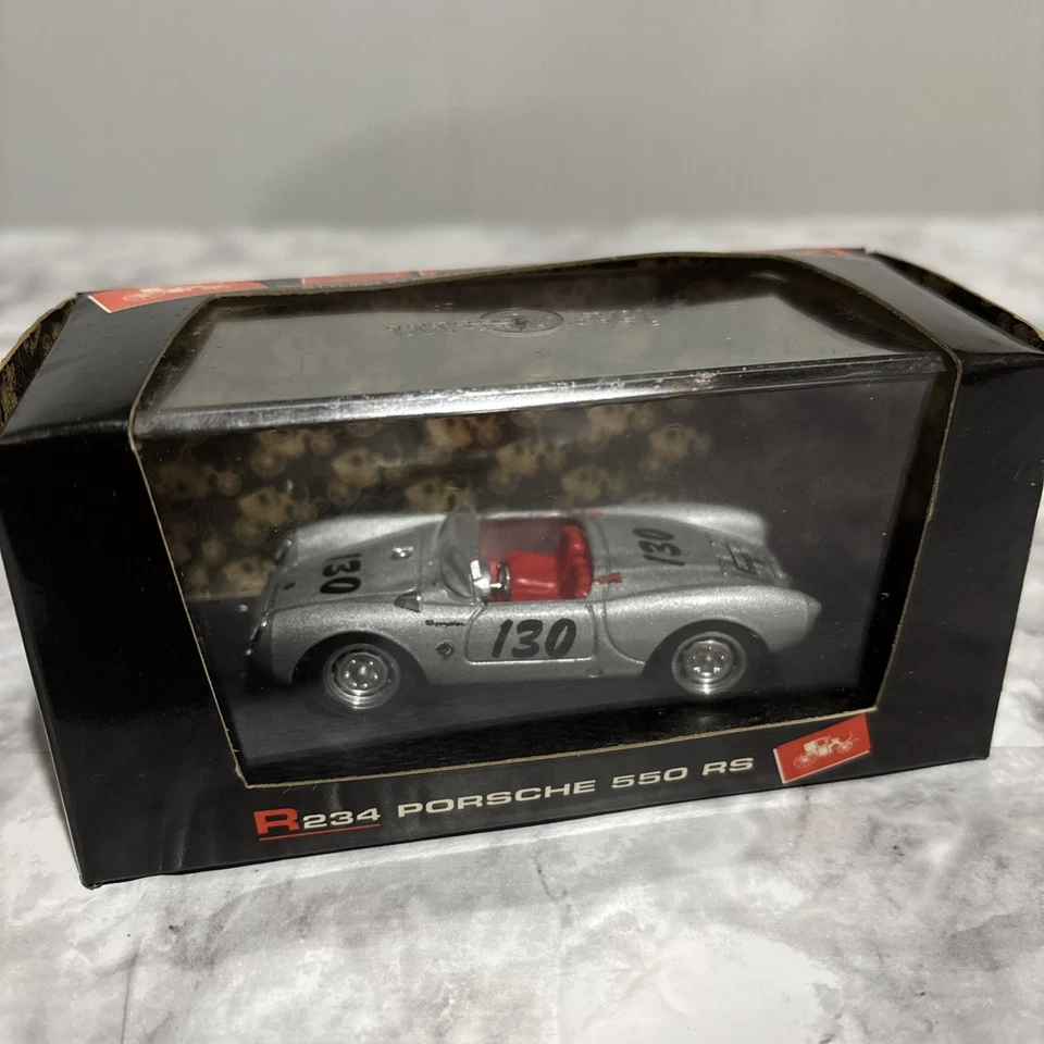 Coche modelo James Dean Brumm R234 Porsche 550 RS America 1954 escala 1:43 Foto 1 de 4