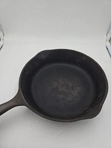 Vintage Cast Iron Wagner Ware Sidney 0 Number 8 1/2” Frying Pan 1055H - Picture 1 of 12