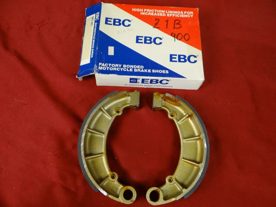 Conjunto de sapatas de freio, 1973-77 Kawasaki H2 Z1 KZ900, EBC # K-713, 41048-016 - Imagem 1 de 1