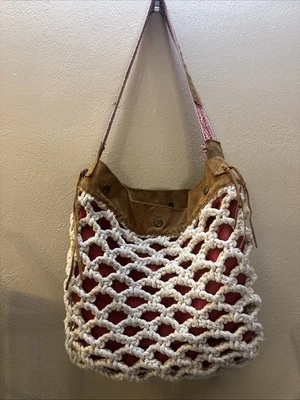 Vtg Lucky Brand Macrame Fabric Suede Leather Shoulder Hobo Bag Purse Red Handbag - Image 1 of 4