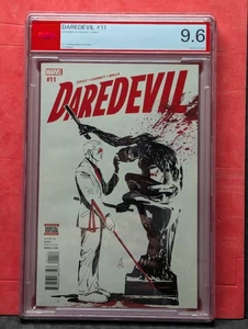 Daredevil #11 quasi nuovo + PSA 9.6 (2016) 1° apparizione delle Muse! Born Again - PSA non CGC - Foto 1 di 8
