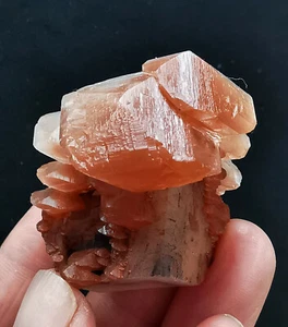 Esemplare minerale di calcite turretta rossa rara naturale 61 g Hubei - Foto 1 di 10